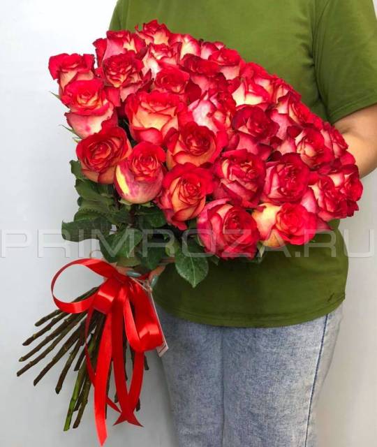 Bouquet of Iguazu roses #V0695