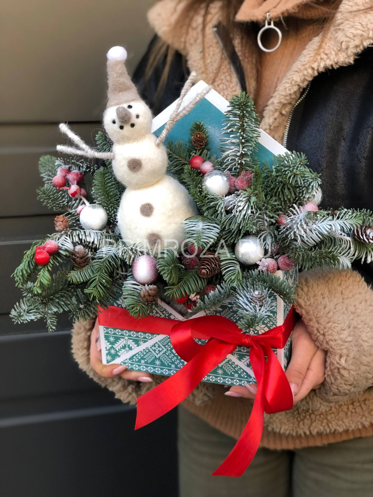 Новогодняя композиция в конверте #NY539 Flowers delivery Vladivostok