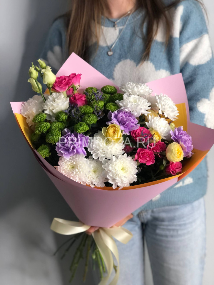 Сборный букет с гвоздиками #В15814 Flowers delivery Vladivostok