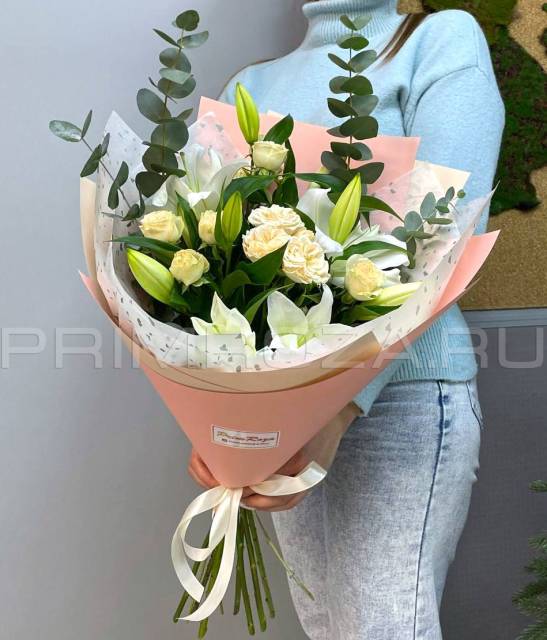 Prefabricated bouquet with lilies #A9515