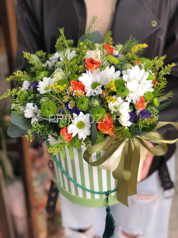 Композиция в коробке #A4993 Flowers delivery Vladivostok