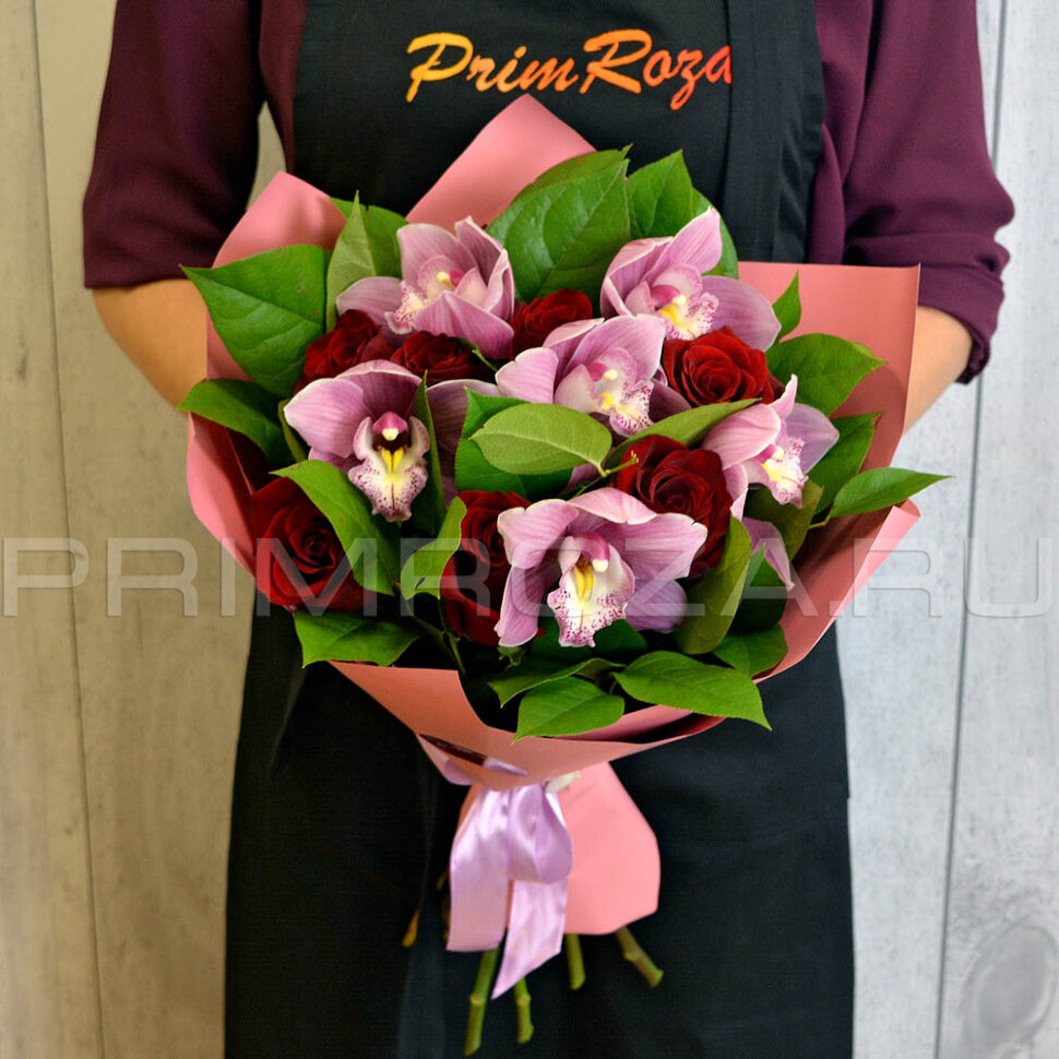 Bouquet of roses with orchids #R006012 Flowers delivery Vladivostok