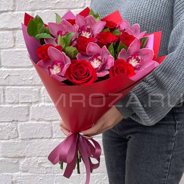Bouquet of roses with orchids #R006012