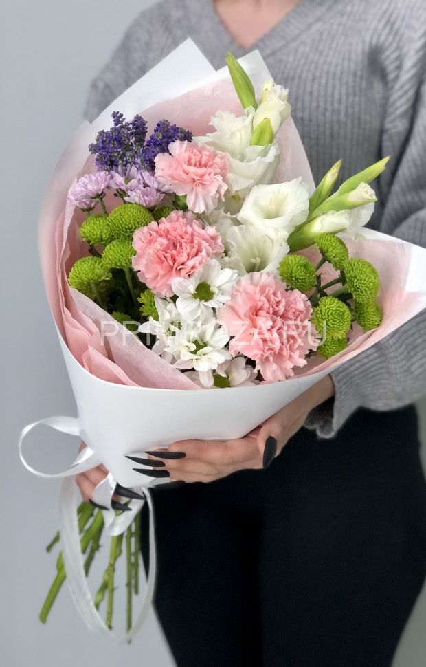 Букет с гладиолусом Flowers delivery Vladivostok