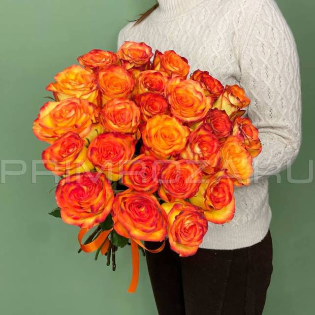 Bouquet with fiery roses #7890