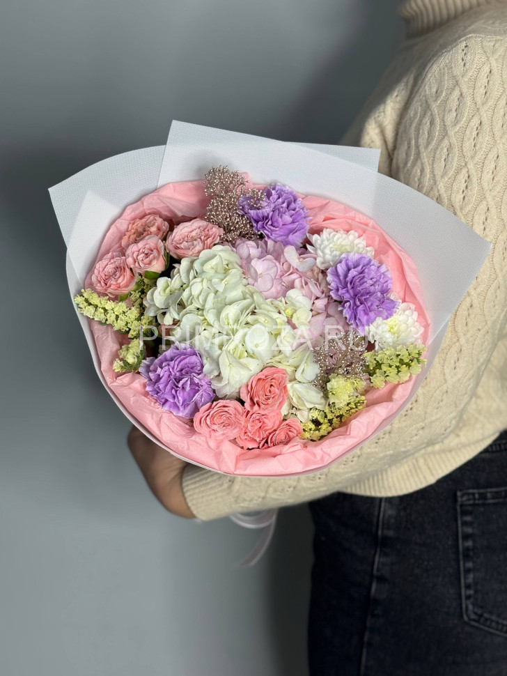 Сборный букет с гортензией #В15815 Flowers delivery Vladivostok