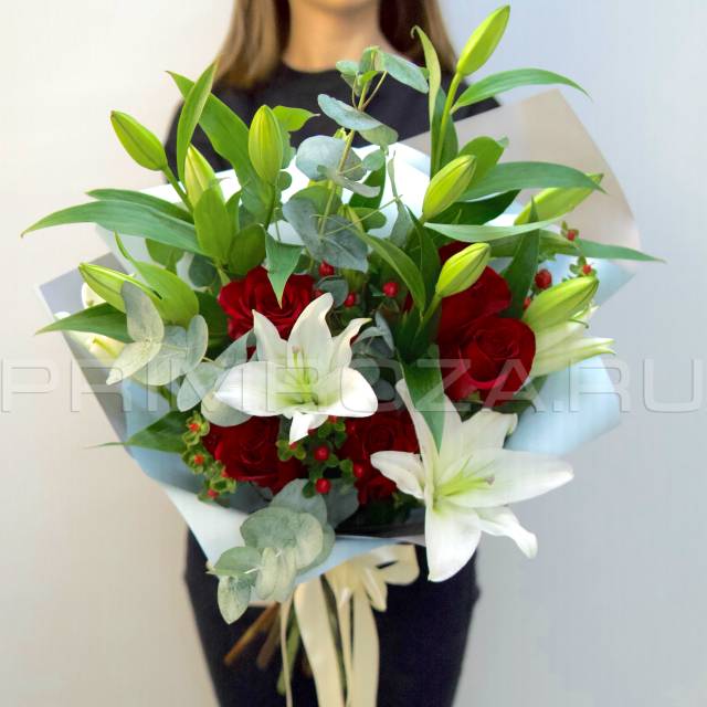 Prefabricated bouquet of lilies and roses #A4693