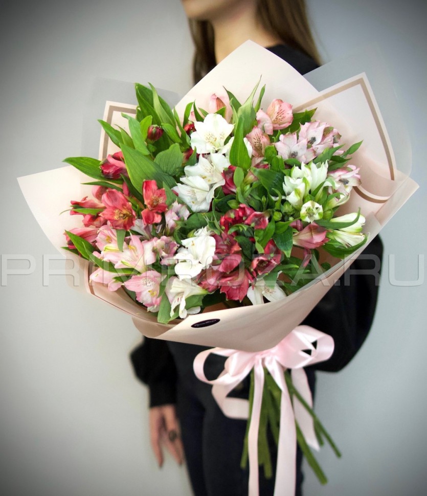Bouquet of alstroemeria  Flowers delivery Vladivostok