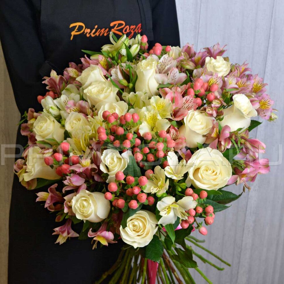 Bouquet of roses #R008 Flowers delivery Vladivostok
