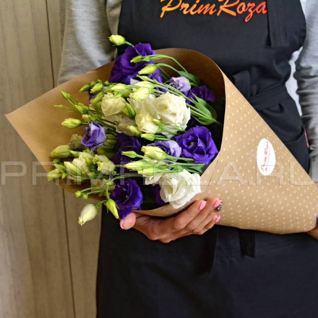 A bouquet of Alpine roses 