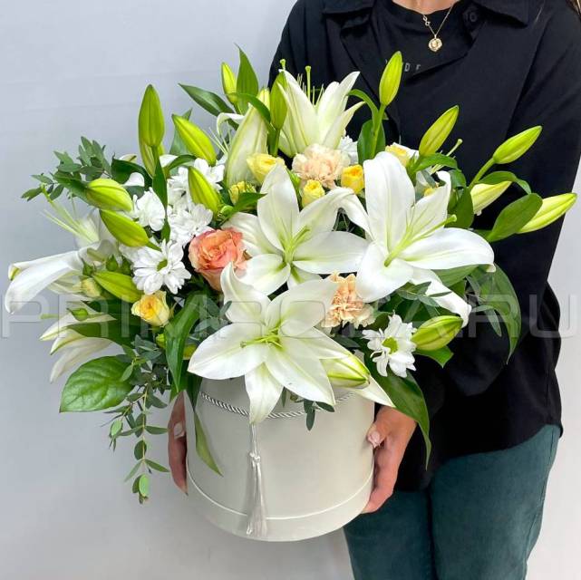Composite composition of lilies #A2395