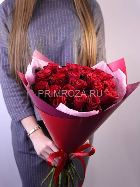 Bouquet of red roses Kenya 