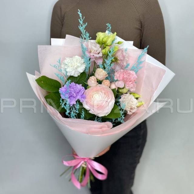 Prefabricated bouquet with buttercup #A5543