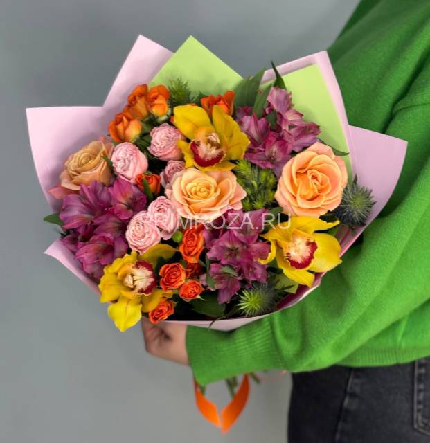 Сборный яркий букет #В1456