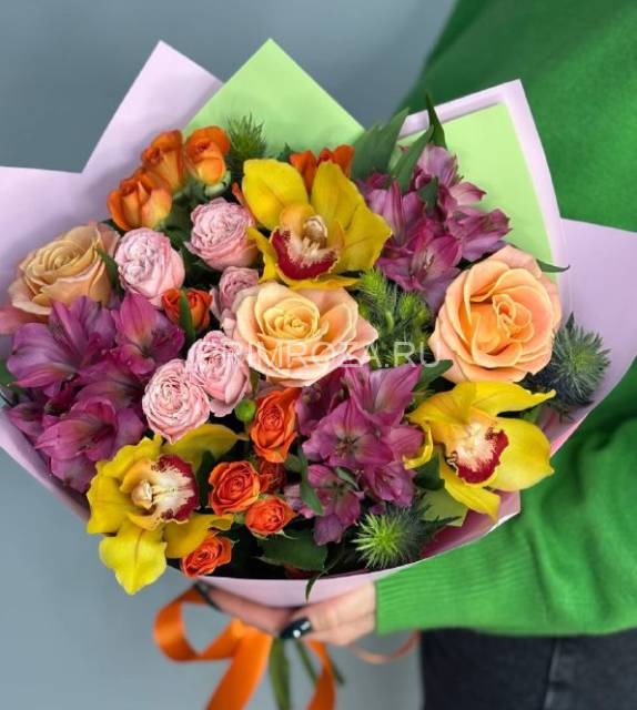 Сборный яркий букет #В1456
