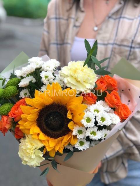 Букет с подсолнухом и хризантемами #A6645