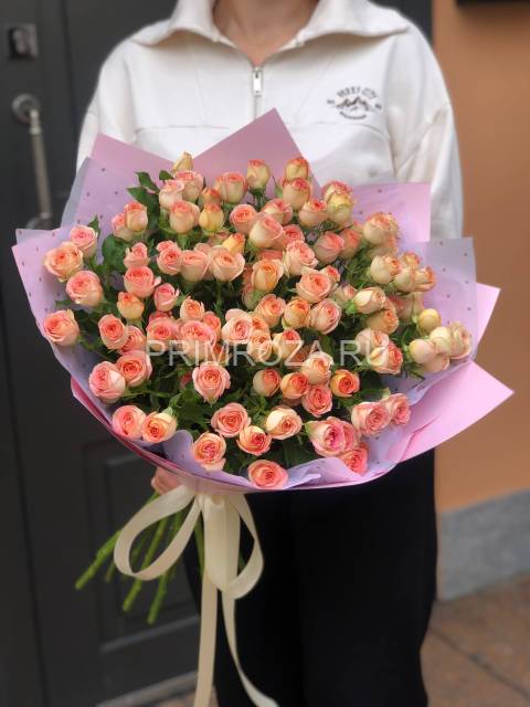 Букет из кустовых роз "Нежность Азоры" #DM015