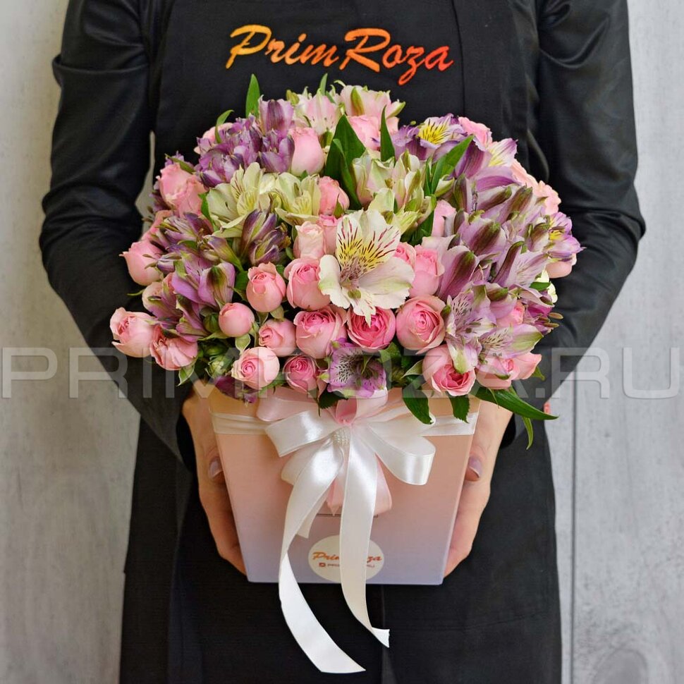 Bouquet of spray roses and Alstroemeria in model #C382 Flowers delivery Vladivostok