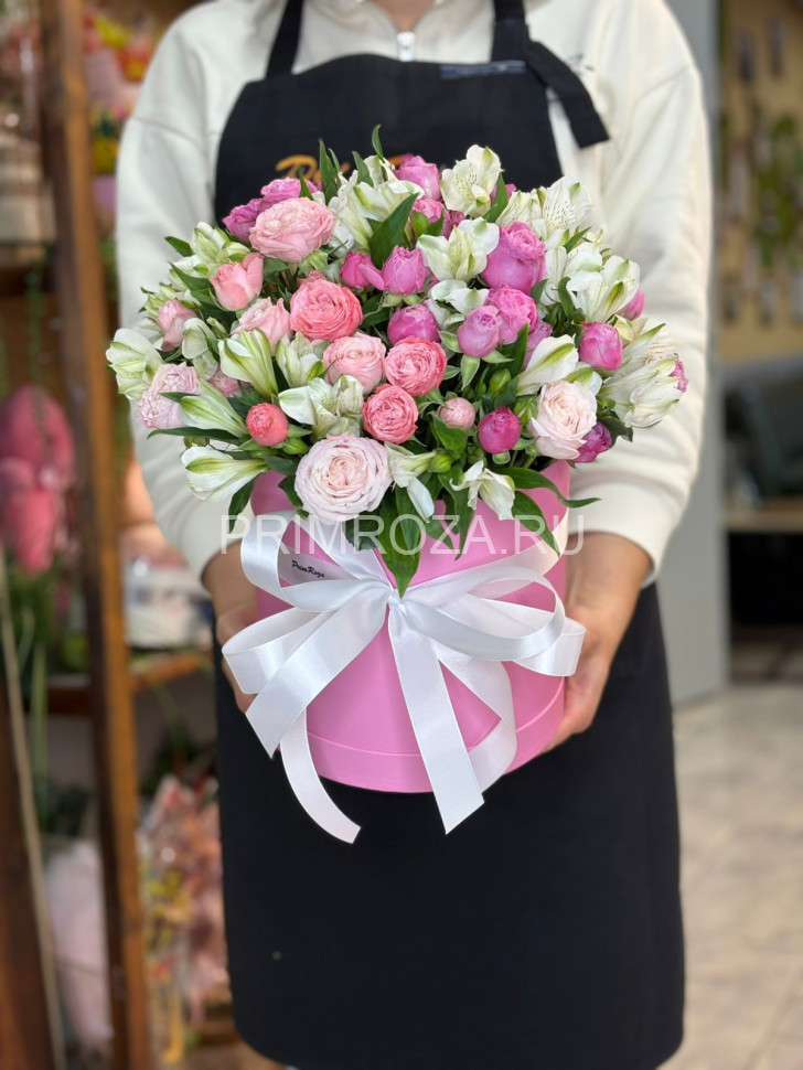 Bouquet of spray roses and Alstroemeria in model #C382 Flowers delivery Vladivostok
