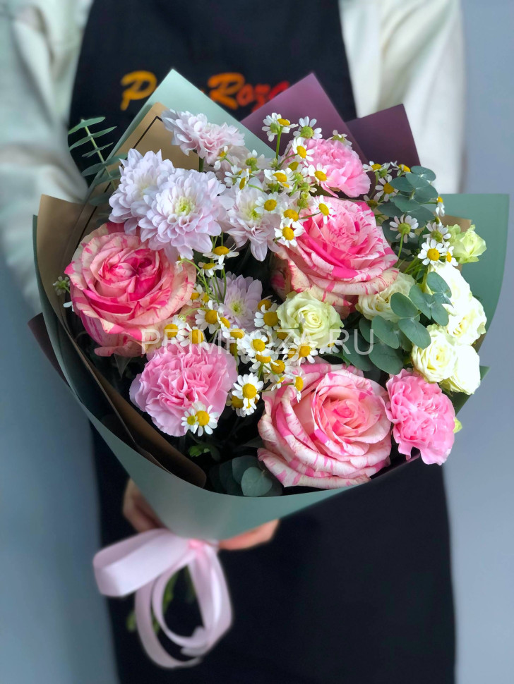Сборный букет с розой #А6111 Flowers delivery Vladivostok