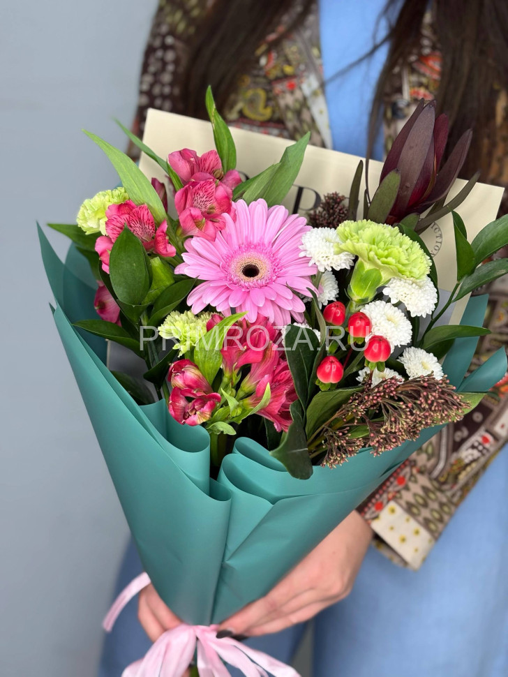 Prefabricated bouquet with gerbera #A6222 Flowers delivery Vladivostok