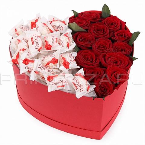 Bouquet of roses in a decorative box of chocolates Raffaello #T019