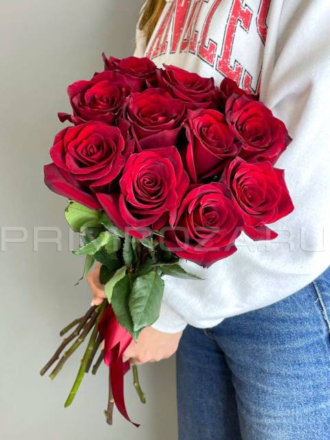 Bouquet of 11 red roses #R1640