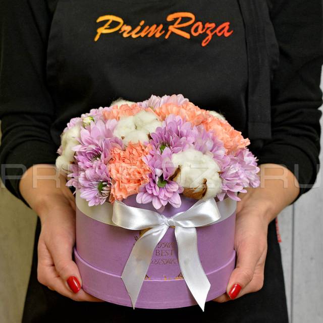 Mixed bouquet in a decorative box #A5845