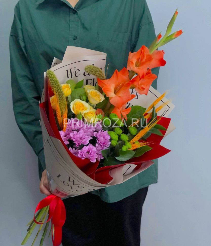 Сборный яркий букет с гладиолусом #A1112 Flowers delivery Vladivostok