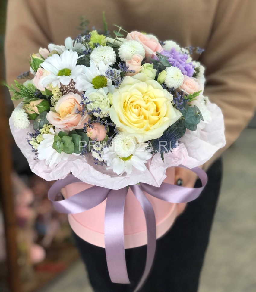Сборная композиция в тубусе #А460 Flowers delivery Vladivostok