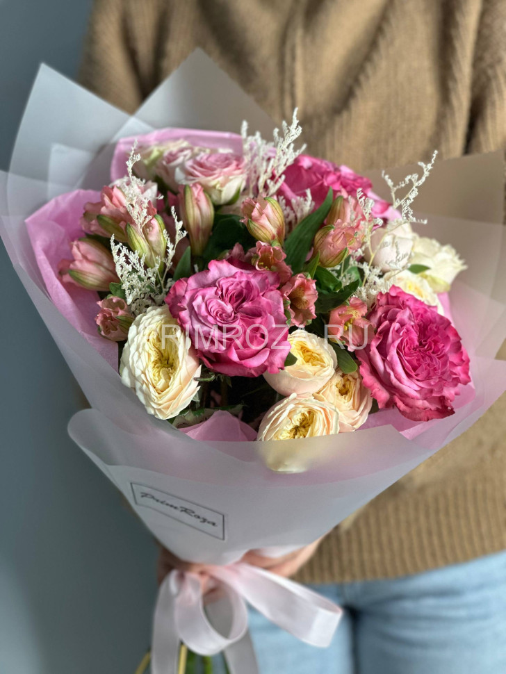 Сборный букет с пионовидной розой #А4591 Flowers delivery Vladivostok