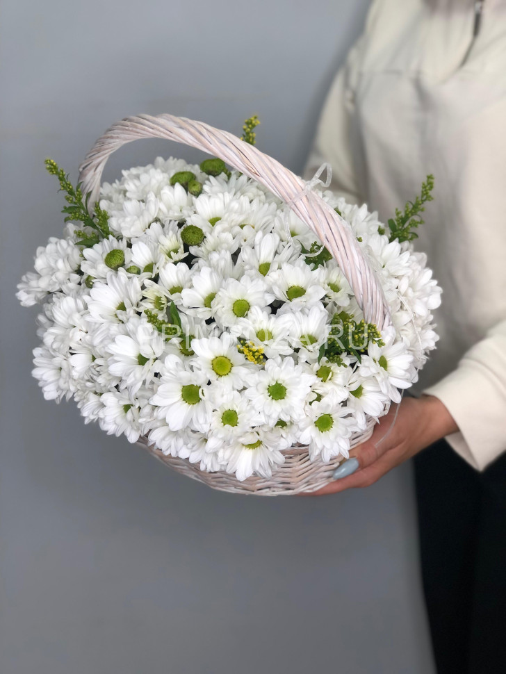 Хризантемы в корзине #6778 Flowers delivery Vladivostok
