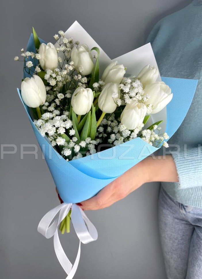 #M10 Букет из тюльпанов и гипсофилы  Flowers delivery Vladivostok