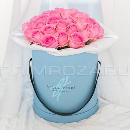  Bouquet of roses in a hat box #C4