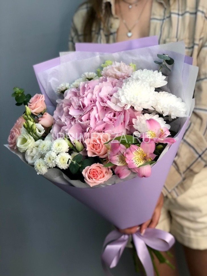Сборный букет с гортензией #G6663 Flowers delivery Vladivostok