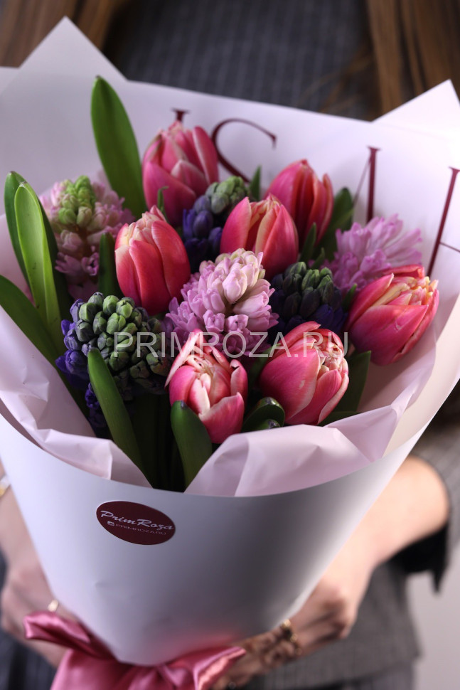 #M06 Ассорти из тюльпанов и гиацинтов  Flowers delivery Vladivostok