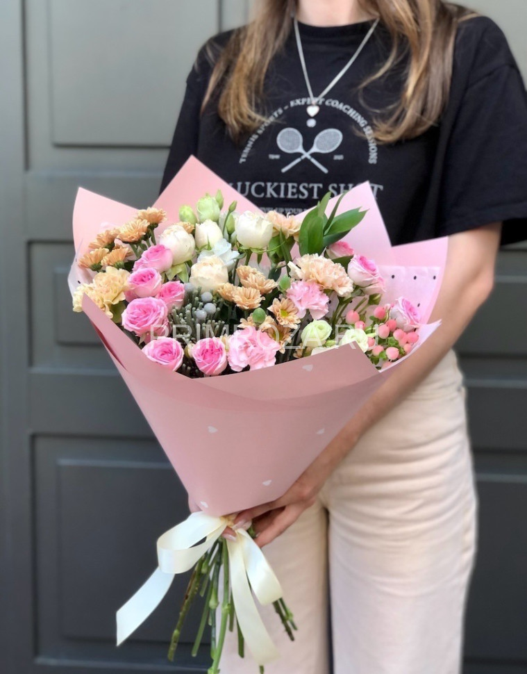 Сборный букет с брунией #6664 Flowers delivery Vladivostok