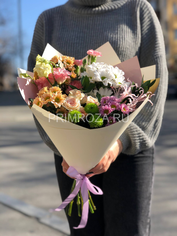 A composite bouquet Flowers delivery Vladivostok