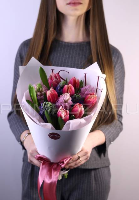 Assorted peony-shaped tulips 