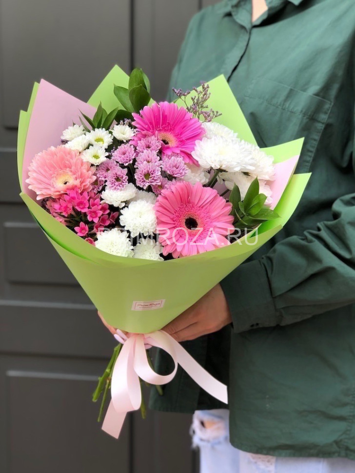 Букет- ассорти с герберами #6665 Flowers delivery Vladivostok