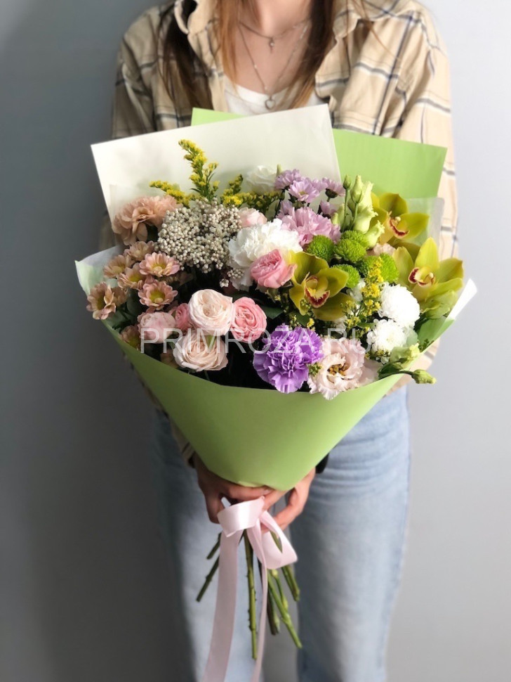 Букет ассорти с орхидеей #0312 Flowers delivery Vladivostok