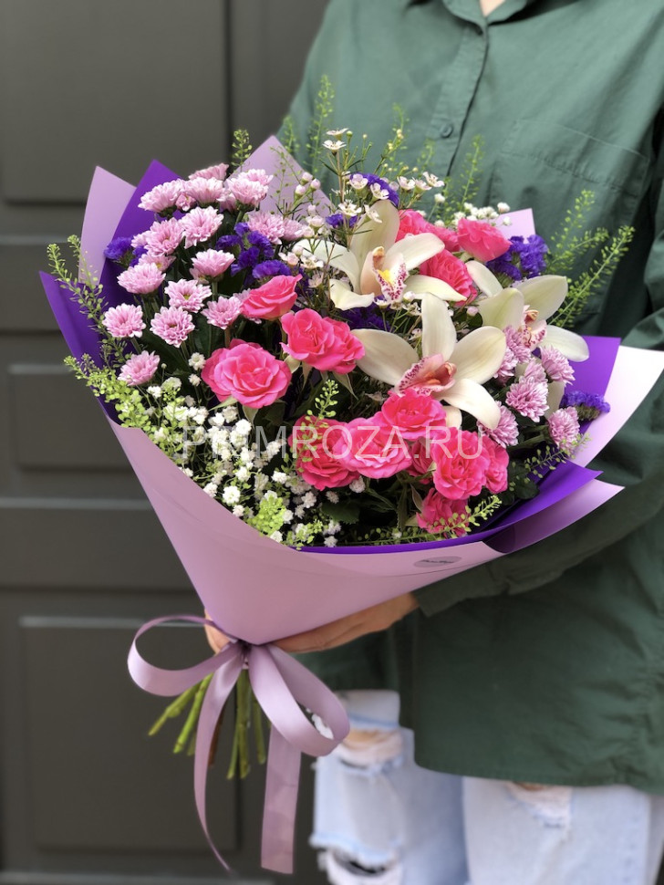 Сборный букет с орхидеей #6666 Flowers delivery Vladivostok