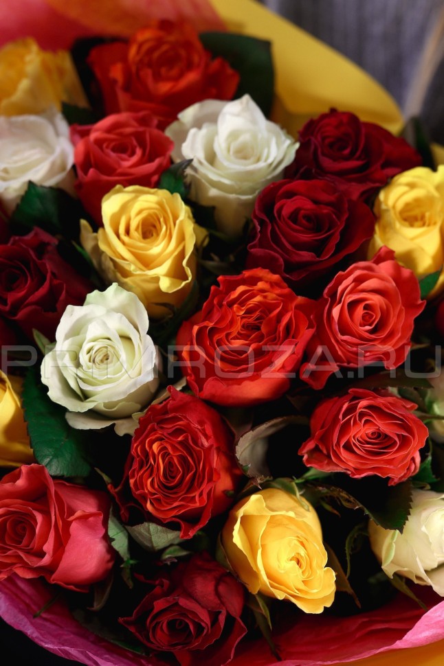 Bouquet of multicolored roses  Flowers delivery Vladivostok