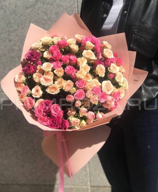 Bouquet of 21 bush roses #R0056