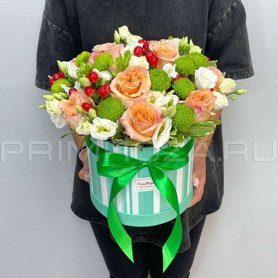 Cuts in A decorative box#1371 Flowers delivery Vladivostok