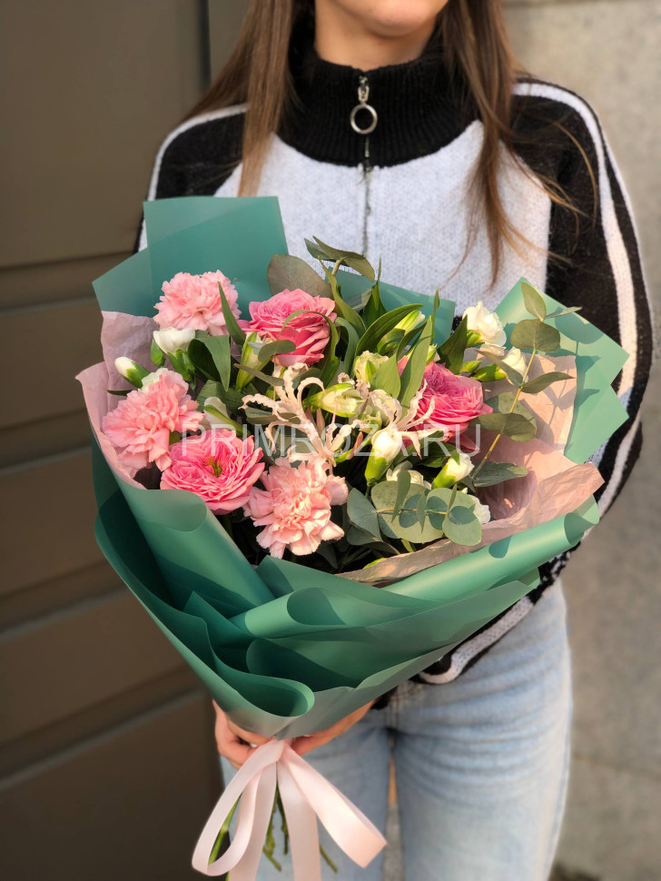Экзотический букет с нерине #A58221 Flowers delivery Vladivostok