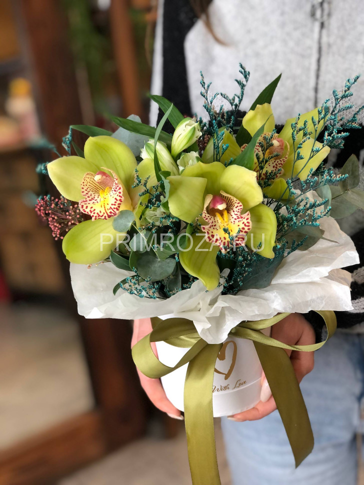 Композиция с орхидеей в коробке #А0088 Flowers delivery Vladivostok