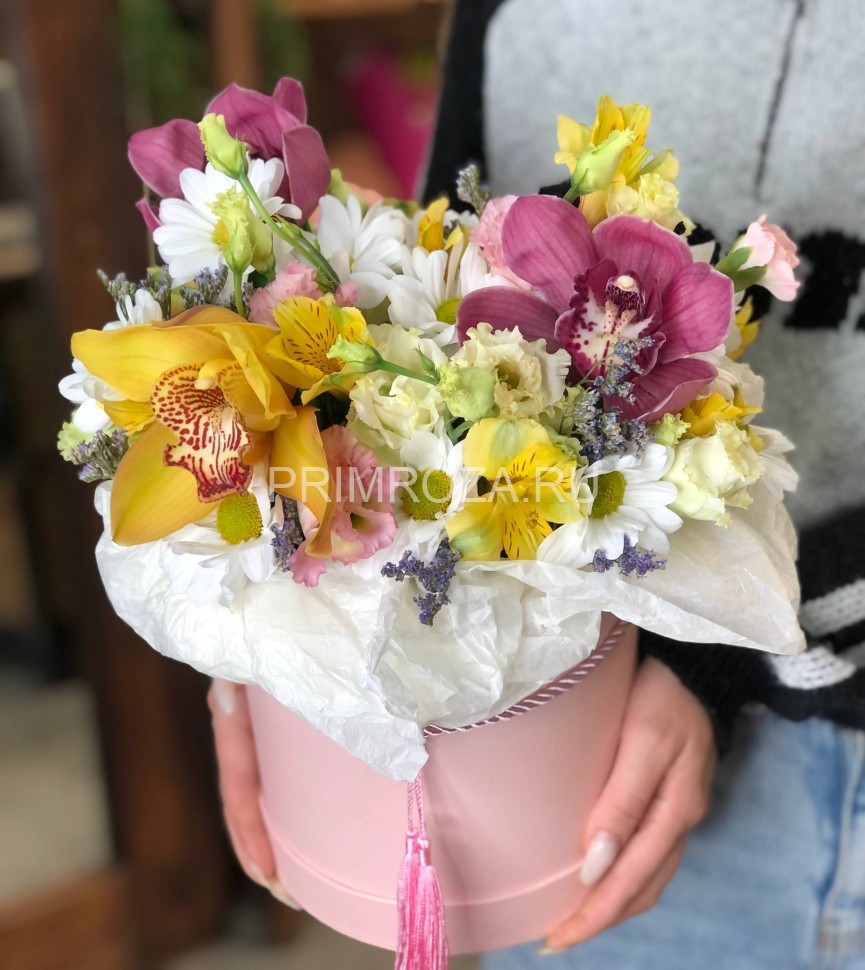 Композиция с орхидеей в коробке #А0033 Flowers delivery Vladivostok