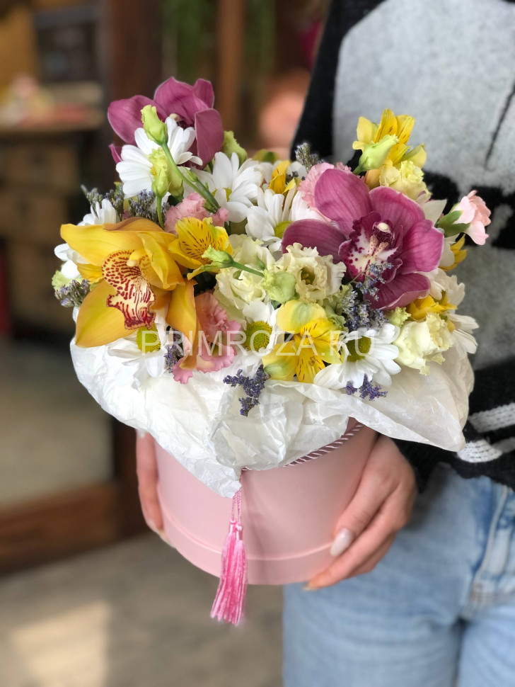 Композиция с орхидеей в коробке #А0033 Flowers delivery Vladivostok