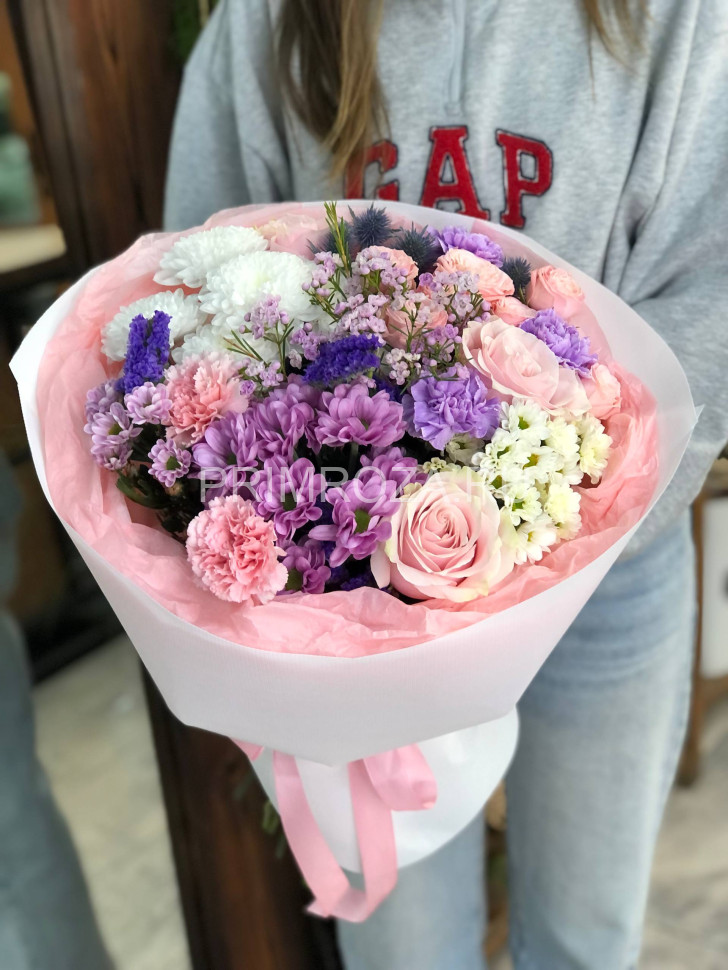 Букет- ассорти с пионовидной розой #6351 Flowers delivery Vladivostok